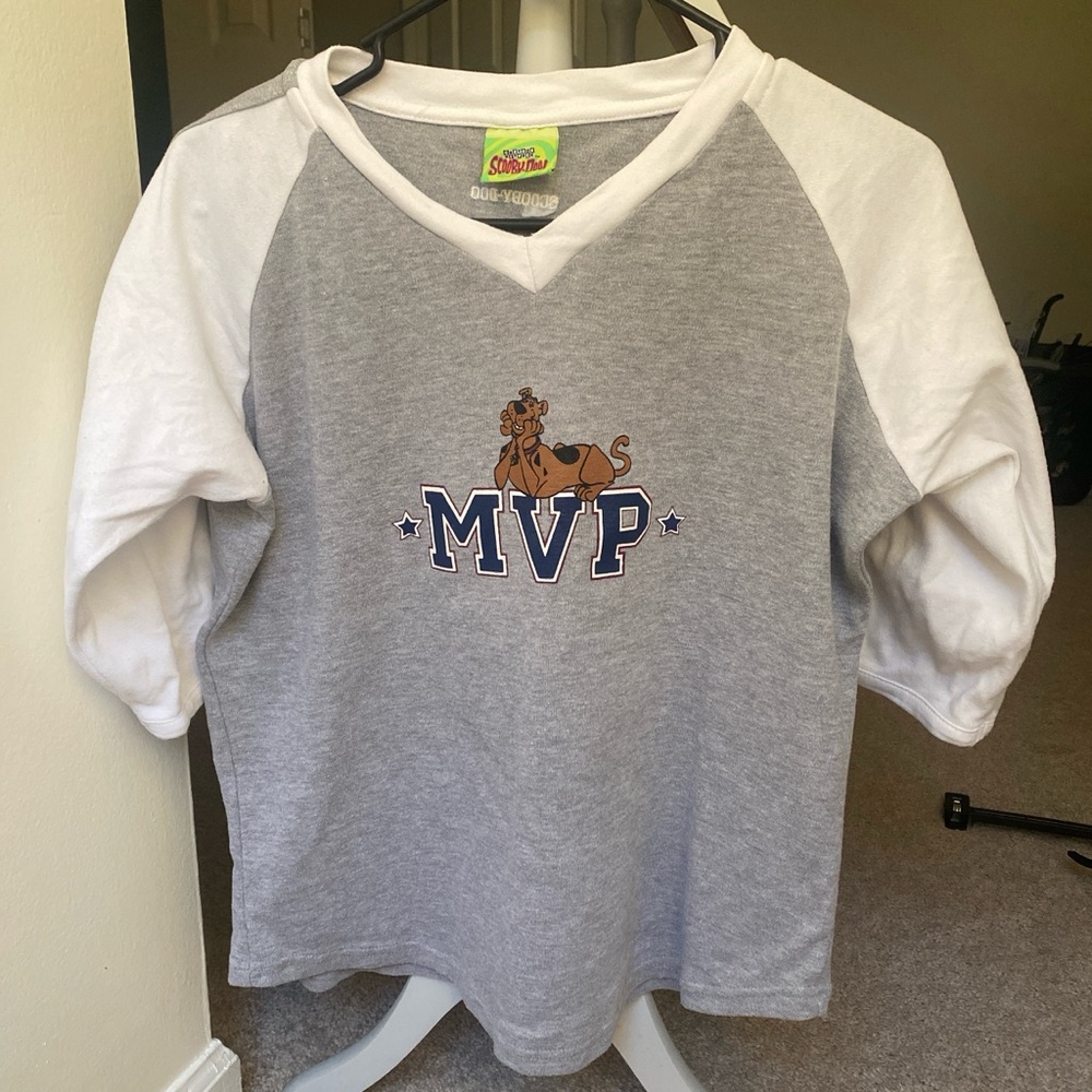 Cartoon Network Gray and White MVP Tee